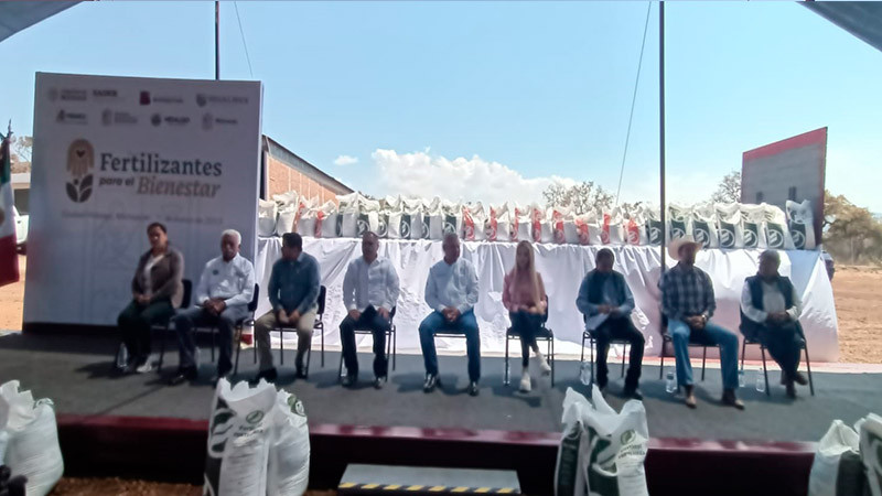 Entregará Michoacán más de 40 mil toneladas de fertilizante gratuito: Sader 