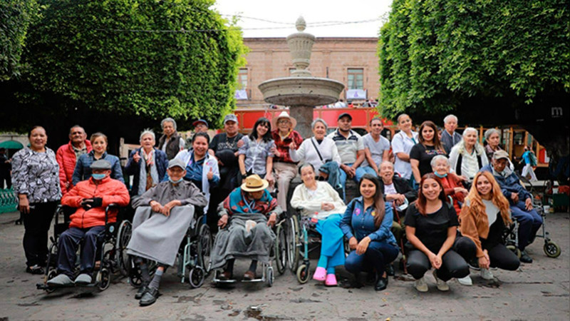 Realiza DIF Morelia paseo para adultos mayores del Asilo Casa de los Abuelos “Miguel Hidalgo” 