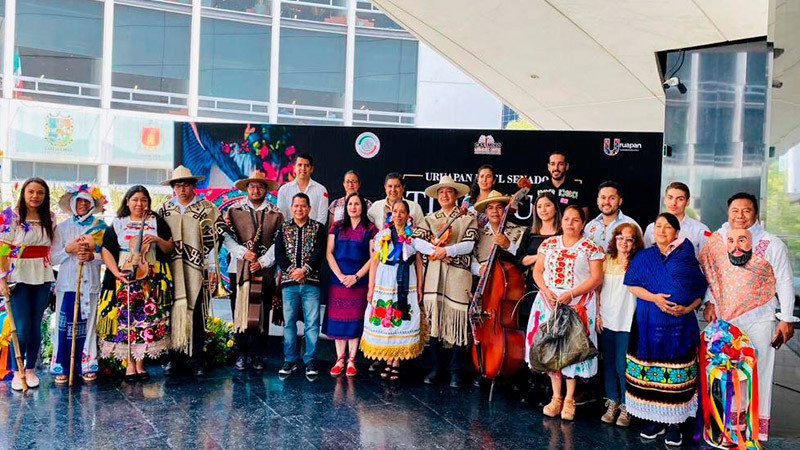 Promueven Tianguis Artesanal de Domingo de Ramos en el Senado de la República 