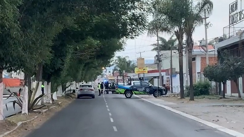 Ataque contra automóvil en Puebla resulta en 4 personas muertas y una herida 