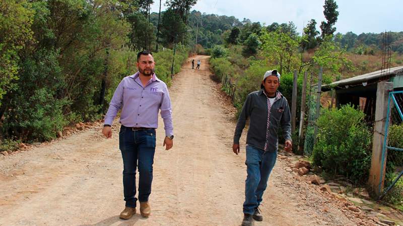 El gobierno de Morelia mejora más de 275 kilómetros de caminos rurales: Marín Chávez