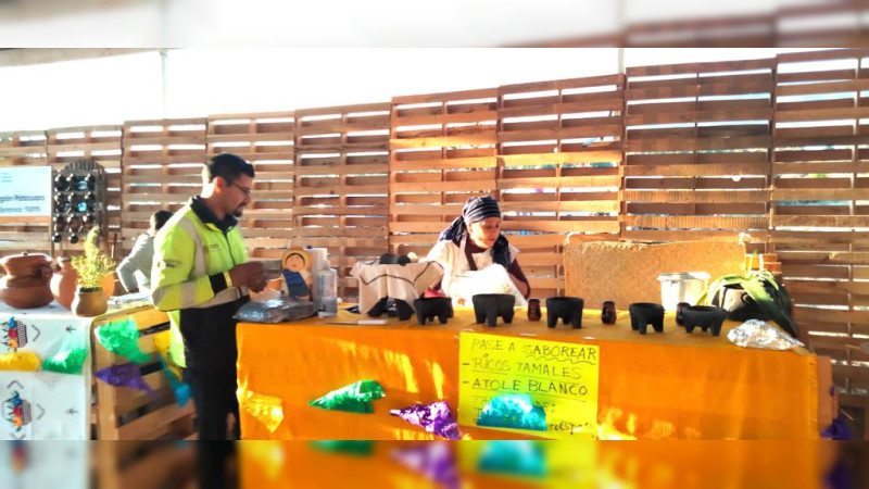 Instala SSM filtros sanitarios por la K'uínchekua, en Tzintzuntzan 