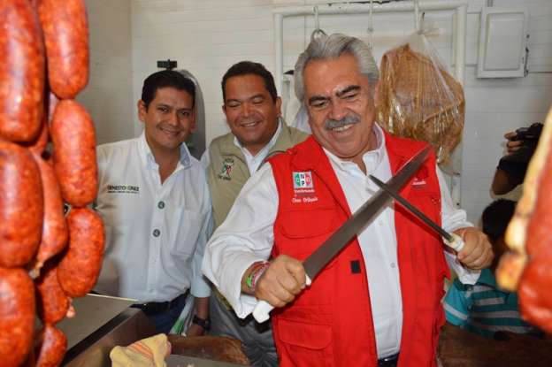 Visitan candidatos del PRI en mercado San Juan de Morelia - Foto 3 