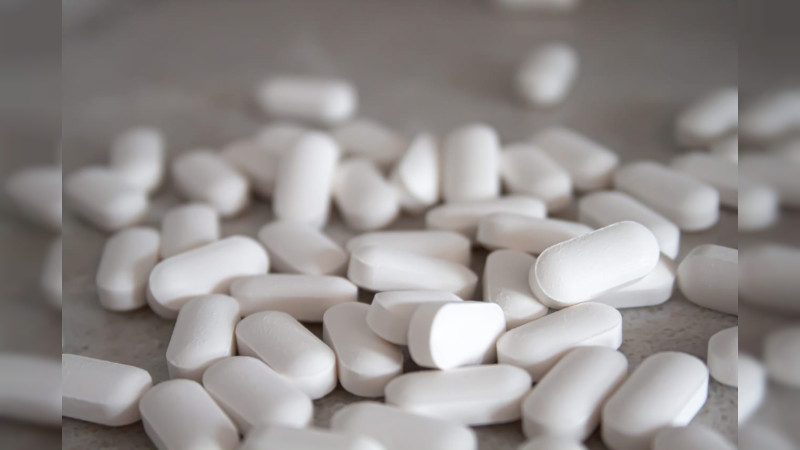 Se alerta a la población estadounidense sobre medicamentos falsos a la venta en farmacias mexicanas 