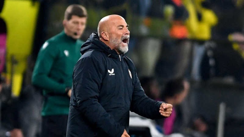 Jorge Sampaoli destituido como director técnico del Sevilla tras malos resultados 