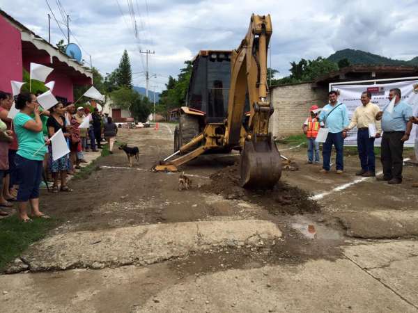 Arrancan obras en Coalcomán, Aquila, Coahuyana y Tepalcatepec - Foto 0 