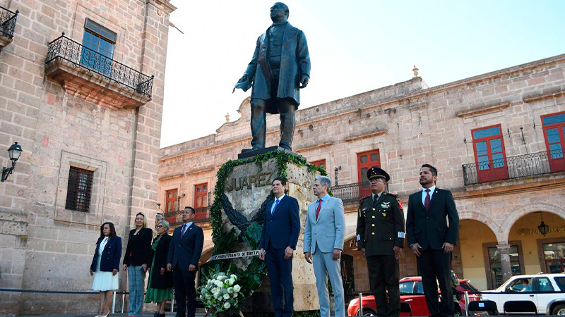 Conmemora Ayuntamiento de Morelia 217 Aniversario del Natalicio de Benito Juárez 