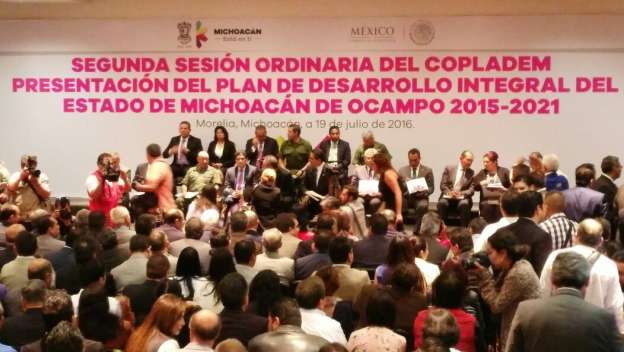 Presentan el Plan de Desarrollo Integral del Estado  2015-2021 - Foto 0 