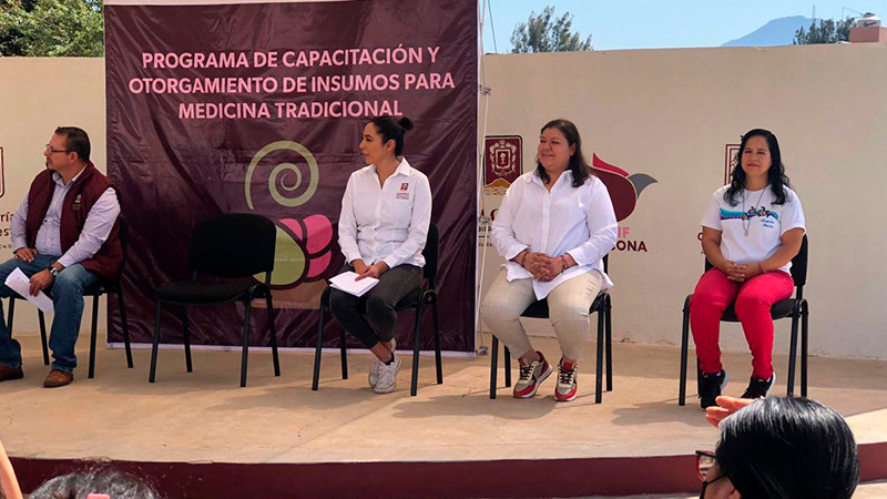 Reactiva Bienestar taller de medicina tradicional en Jacona para impulsar autoempleo