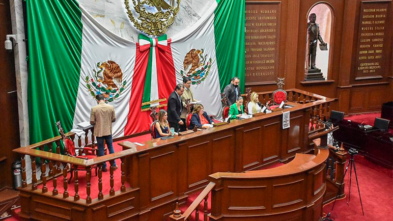Remite Congreso de Michoacán reformas a Ley de Caminos federal al Congreso de la Unión 