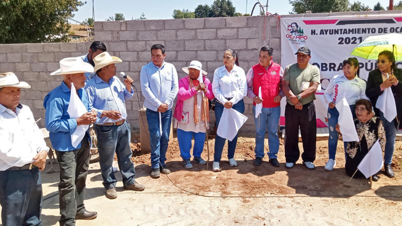 En Laguna Verde, Ayuntamiento inicia construcción de techo en su Telesecundaria 