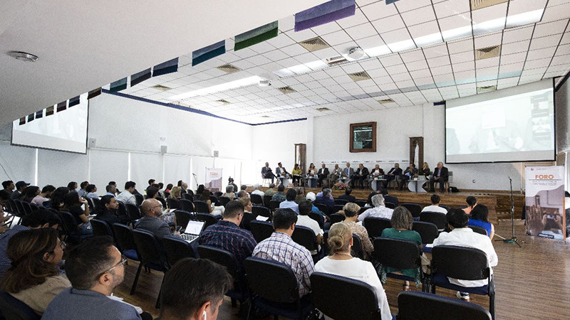 Concretan compromisos en torno a la “Ley de Ciencias”; UAQ