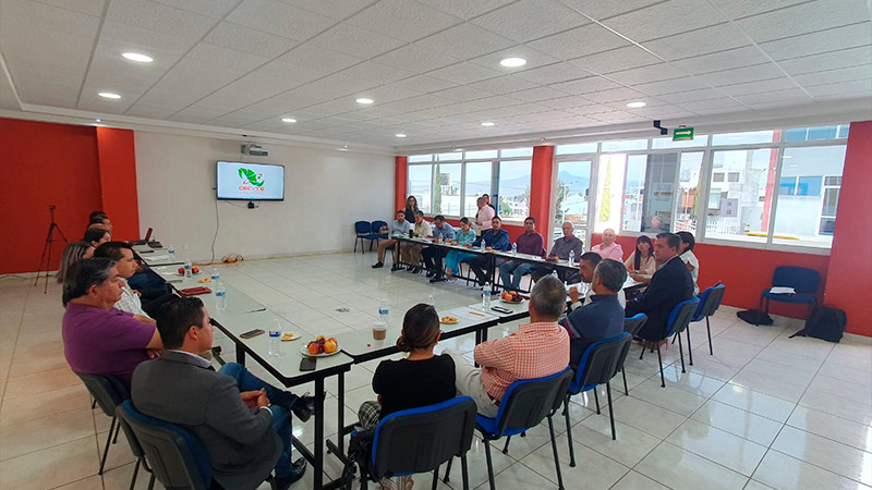 Cecytem y empresarios se alían a favor de la educación 