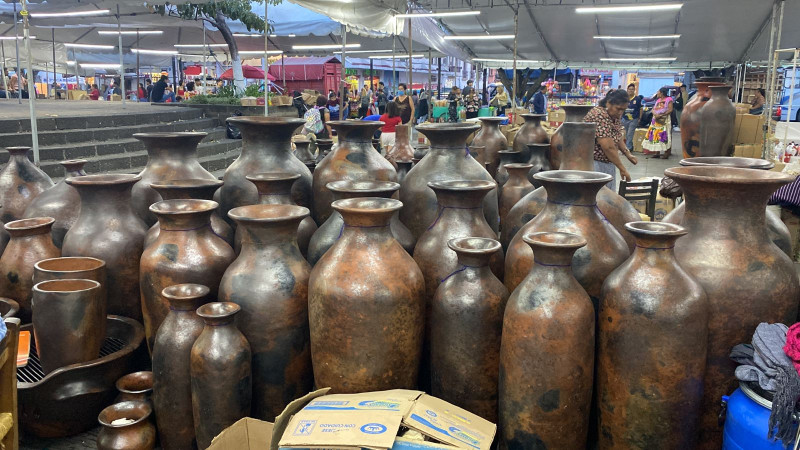 Exhorta Congreso a dar más apoyos, para que artesanos asistan a Tianguis Artesanal 