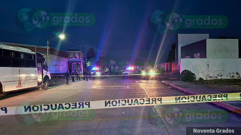 Balean en Zamora, Michoacán a empleado municipal y a su hijo, resultaron lesionados 