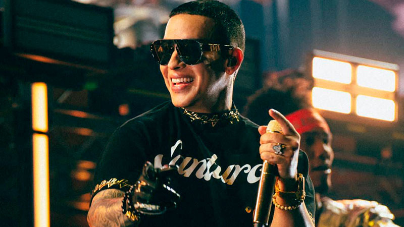 Daddy Yankee se despide de la musica con un concierto en su natal Puerto Rico 