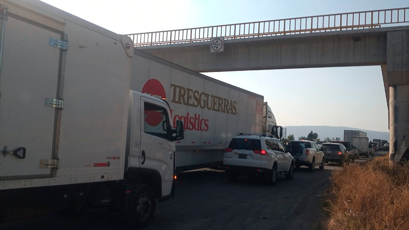 Se registran accidentes viales sobre la carretera Celaya-Salvatierra 