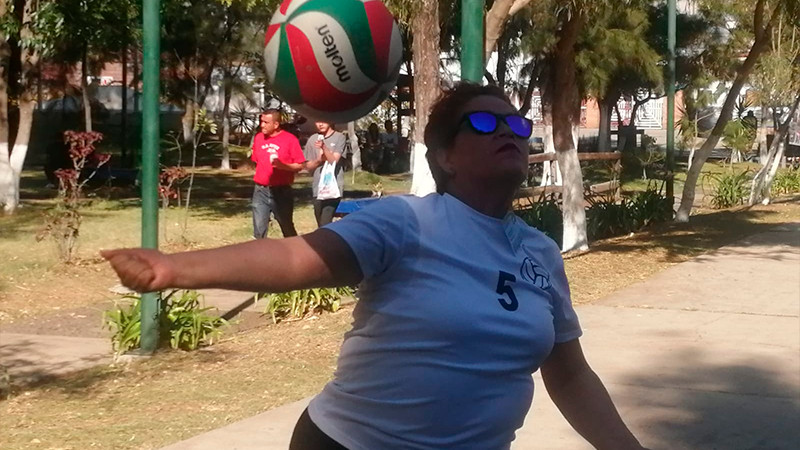 In memóriam de Jesús Enrique Ávila, realizan Torneo de Cachibol en Morelia, Michoacán 