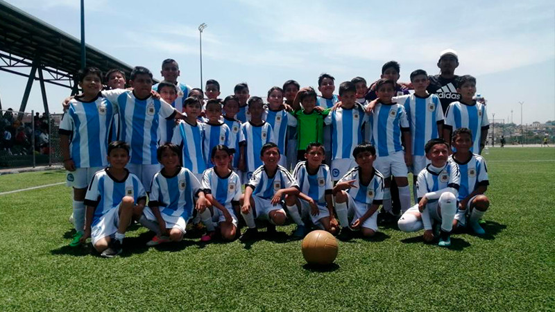 Complejo Deportivo Bicentenario fue sede de la clausura de la Liga de Fútbol Soccer Villas Oriente