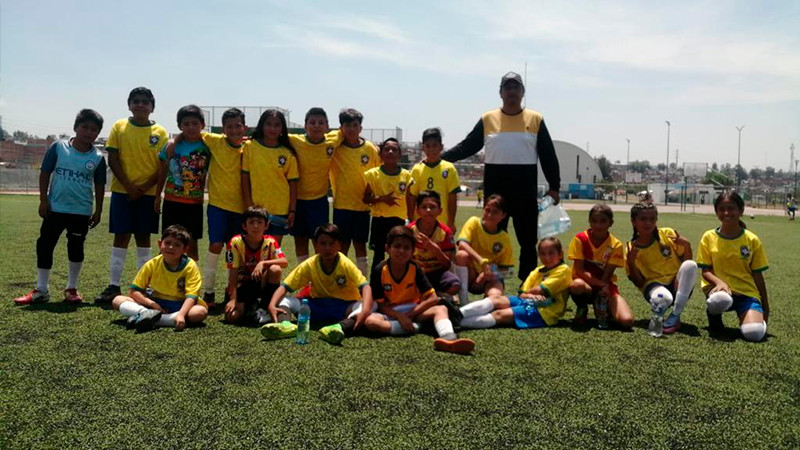 Complejo Deportivo Bicentenario fue sede de la clausura de la Liga de Fútbol Soccer Villas Oriente