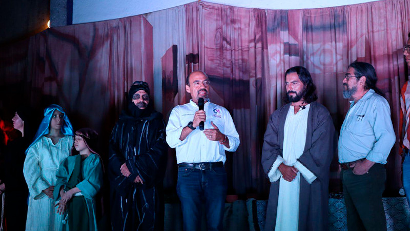 Lleno total en "Teatro Chucho Monge" del Colegio de Morelia