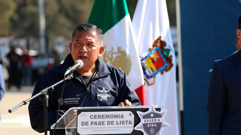 Entrega Ortega Reyes reconocimientos a personal de la SSP Michoacán 