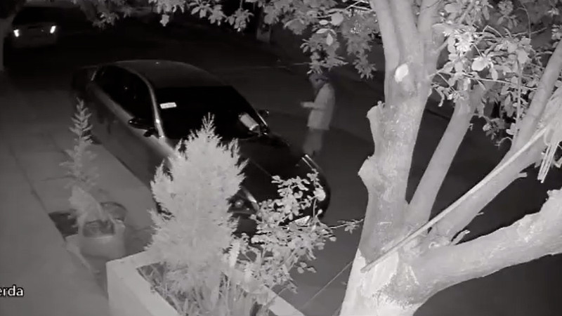 Sujeto incendia automóvil del periodista Fernando Rodríguez en Coahuila  