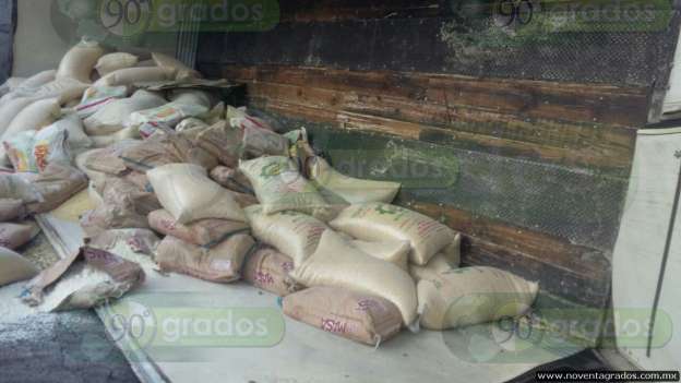 Daños materiales deja accidente múltiple en Tocumbo - Foto 5 