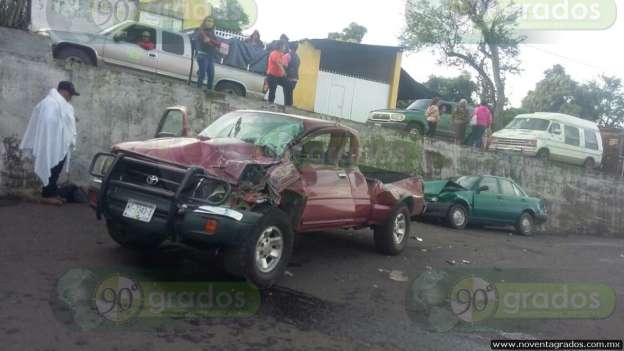 Daños materiales deja accidente múltiple en Tocumbo - Foto 6 