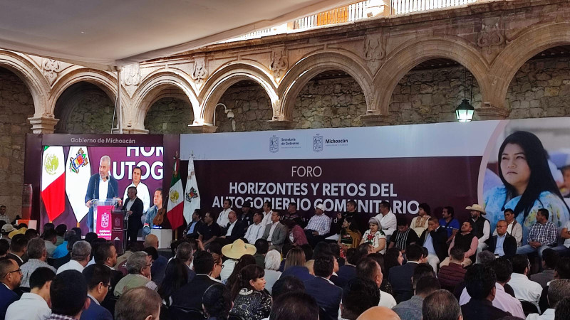 Gobierno de Michoacán busca posicionar autogobiernos como un cuarto poder 