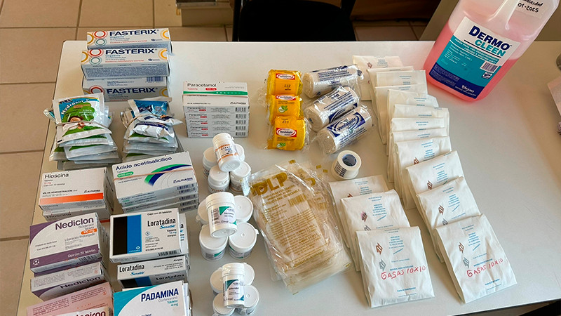 Recibe Cecytem plantel Maravatío donación de medicamento y material de curación 