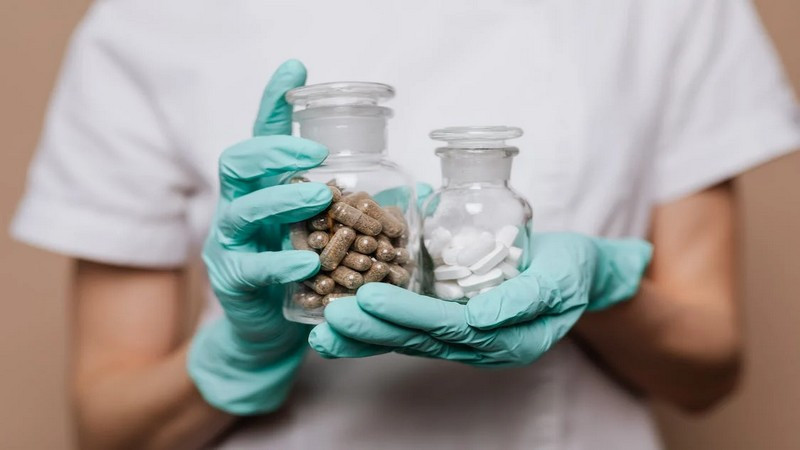 cofepris detecta siete farmacias en línea que no cumplen con licencia sanitaria; ¡Alerta! 