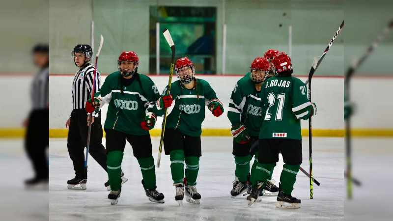 México gana bronce en campeonato femenil de Hockey sobre hielo 