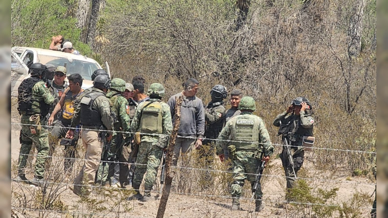 Hallan a más de 90 migrantes durante operativos de búsqueda en San Luis Potosí 