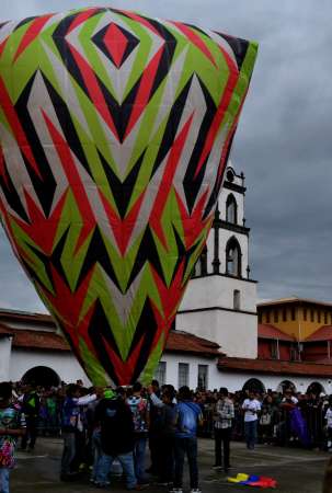 El cielo de Paracho se viste de colores‏ - Foto 2 
