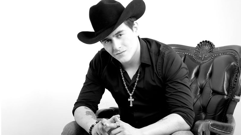 Muere Julián Figueroa, hijo de Joan Sebastian y Maribel Guardia, a los 28 años 