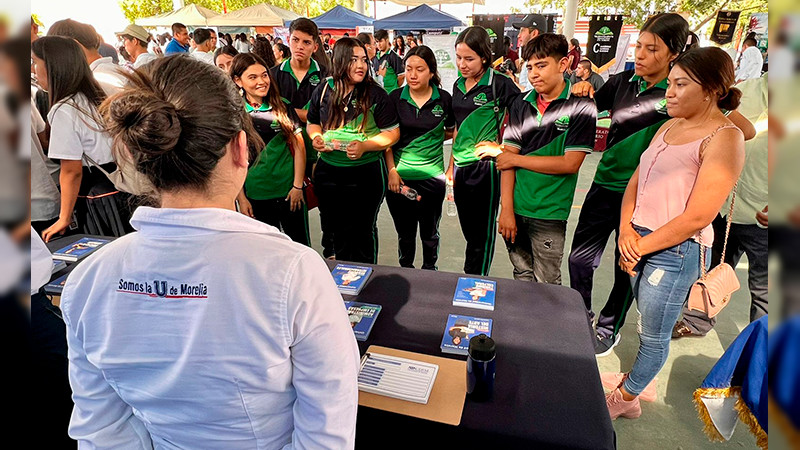 Orientados, más de 16 mil jóvenes con ExpoUniversidades y Expo Prepá-rate 2023