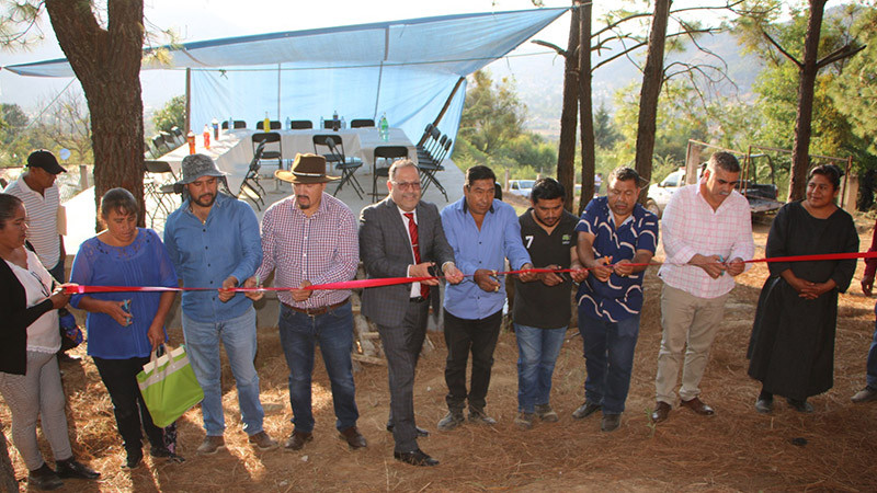 Inauguran tanque de almacenamiento de agua potable en la Tenencia de San Bartolo Cuitareo, en Ciudad Hidalgo