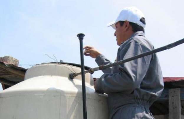 Lavar y desinfectar tinacos y aljibes para prevenir la Hepatitis A: SSM 