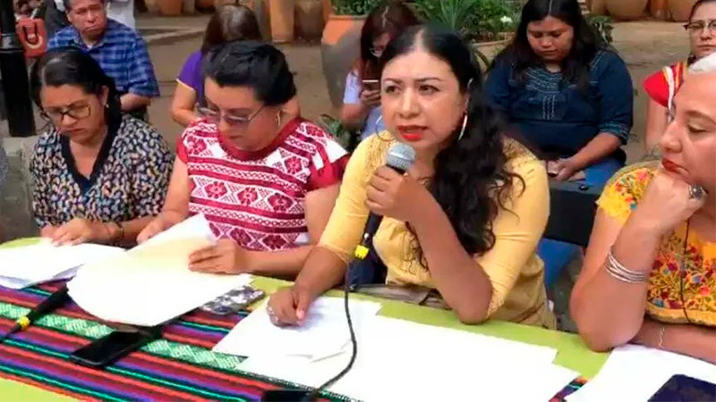 Exigen renuncia de funcionario de Oaxaca, implicado en ciberacoso de mujeres indígenas 