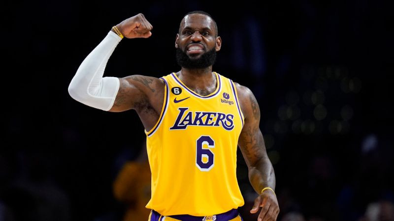 Con gran actuación de LeBron James, los Lakers estarán de regreso en los Playoffs de la NBA 