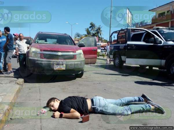 Ultiman a balazos a joven en el Mercado Central de Zihuatanejo - Foto 0 