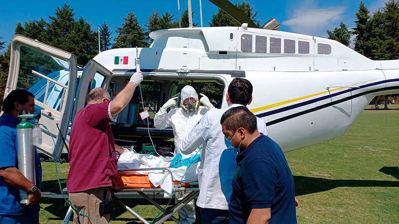 Realiza Salud Michoacán traslado aéreo de una menor de Ario de Rosales a Morelia 