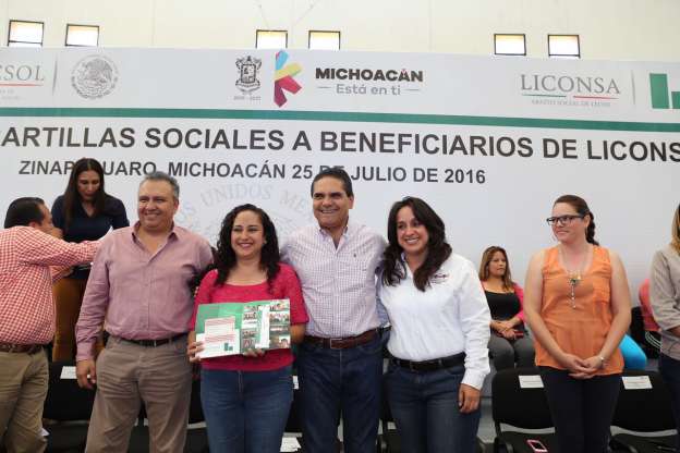 En incremento los beneficiarios de programas sociales en Michoacán  