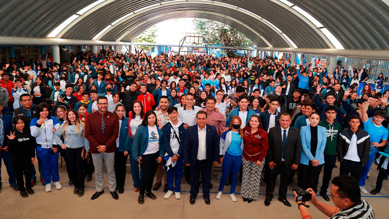 Beneficiados, casi 4 mil jóvenes michoacanos con Caravanas Integrales del Ijumich 