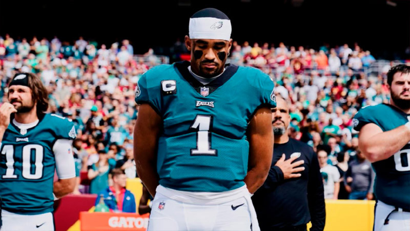 Jalen Hurts, se convierte en el jugador mejor pagado en la historia de la NFL 