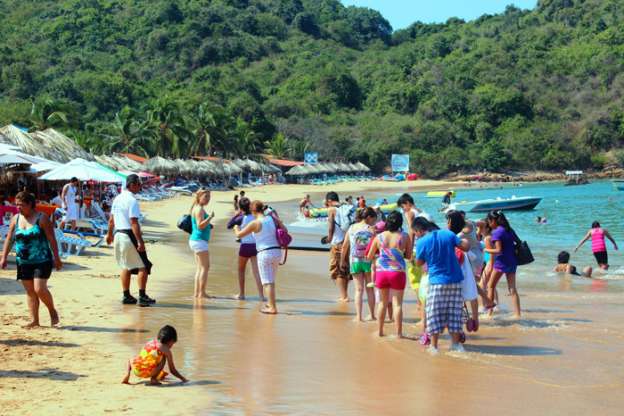 Profeco vigilará que respeten los derechos de los consumidores en estas vacaciones 