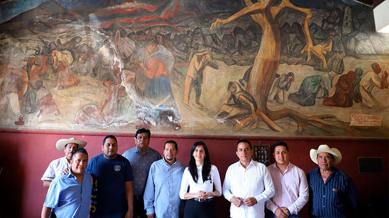 Rescatará SEE murales en escuelas de comunidades indígenas 