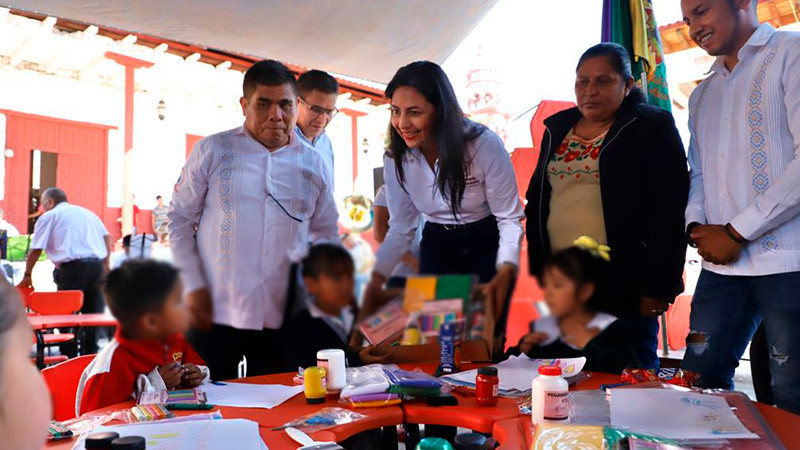 SEE apoya la educación de niñas y niños en comunidades autónomas