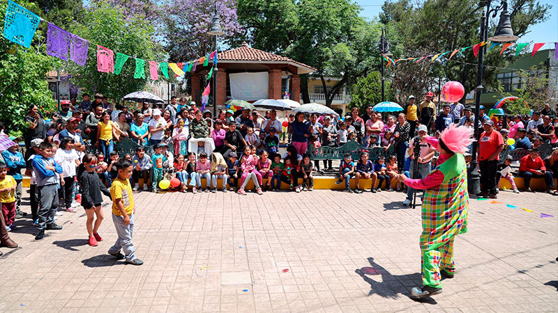 DIF Morelia lleva sonrisas y diversión a tenencias de Tiripetío y Santiago Undameo 